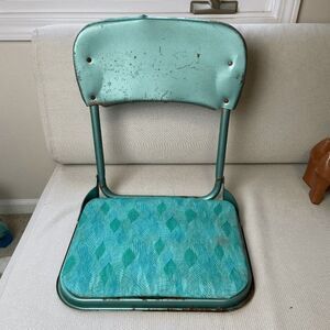 Vintage 1950s Teal Folding Stadium Chair w/ Aqua Mod Print Cushion